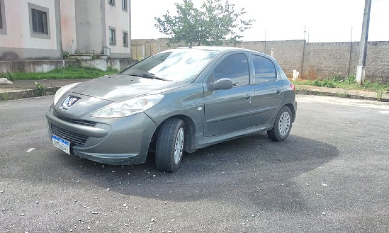 Vendo Peugeot 207...