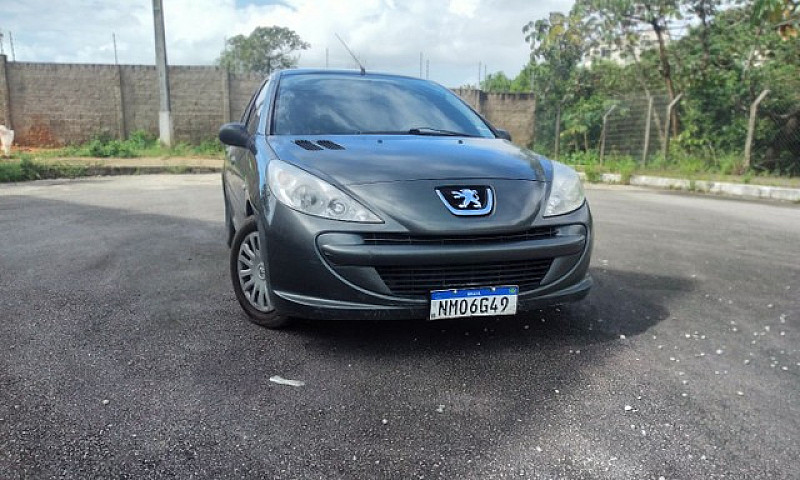 Vendo Peugeot 207...