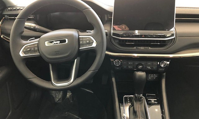 Jeep Compass 1.3 T27...