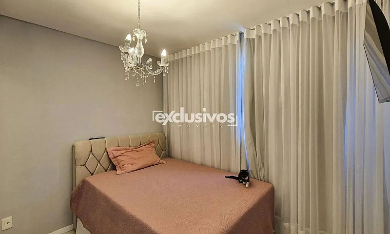 Apartamento Semimobi...