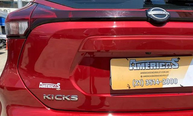 Nissan Kicks Exclusi...