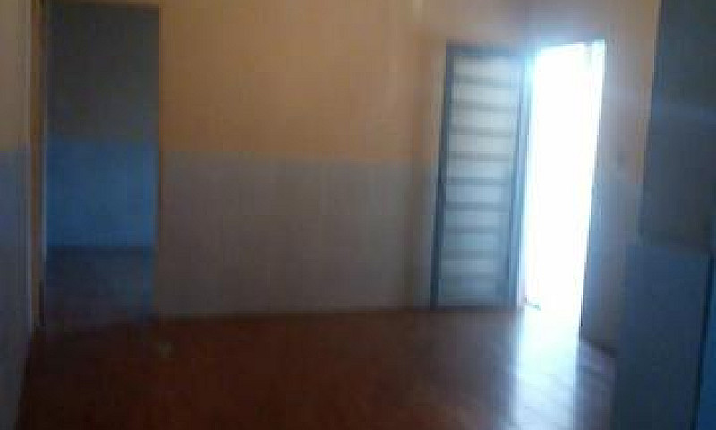Barracão Novo Glória...