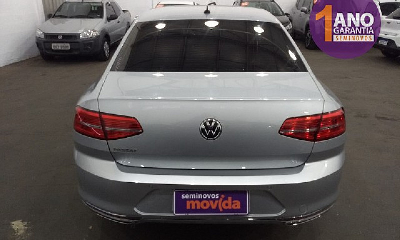 Volkswagen Passat Hi...