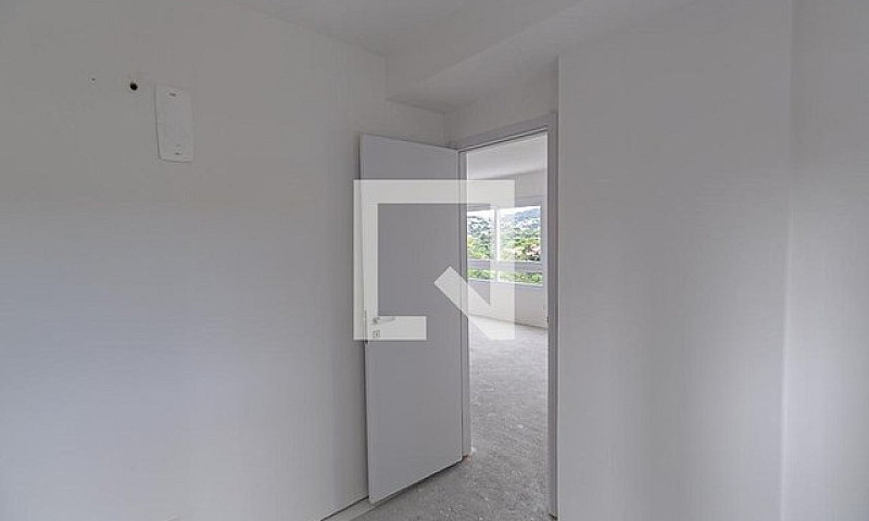 Apartamento À Venda ...