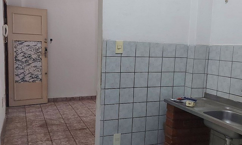 Alugo Apartamento Pr...