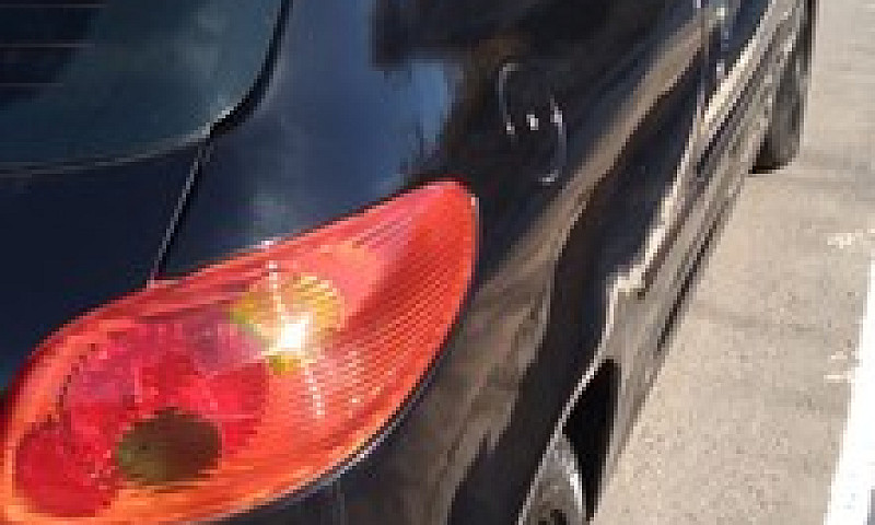 Vendo Peugeot 206...