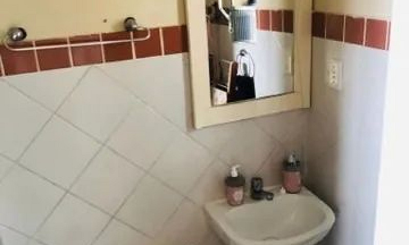 * Edifício Residenci...