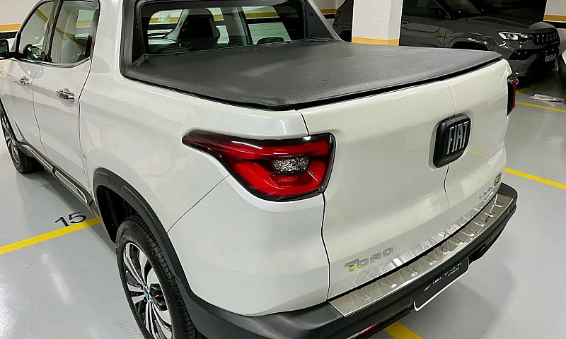 Fiat Toro Volcano 1....