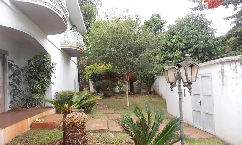 Casa À Venda, 1172 M...