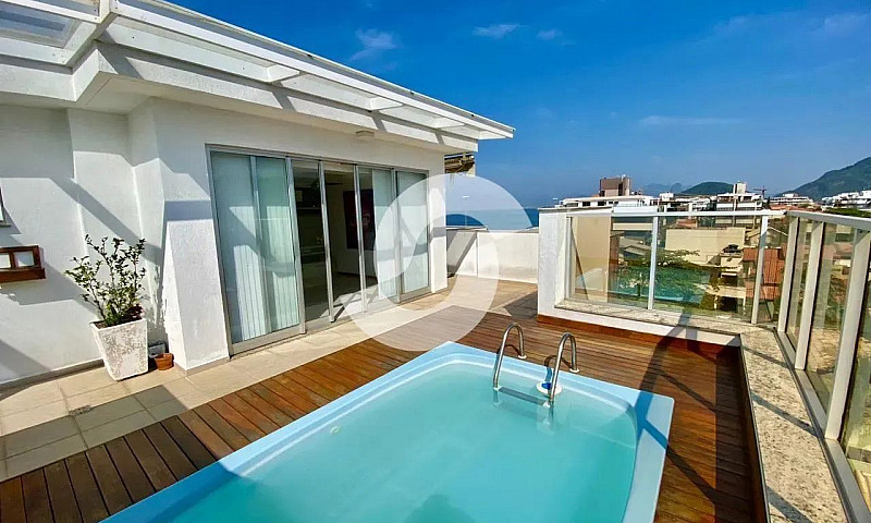 Cobertura De 290 M² ...