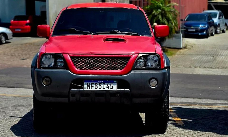 Mitsubishi L200 Outd...
