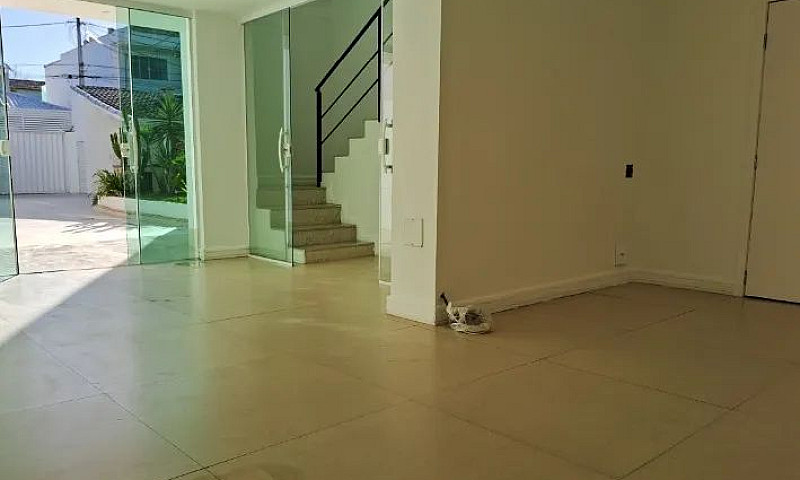Oportunidade!  Condo...