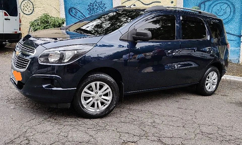 Chevrolet Spin Lt 1....