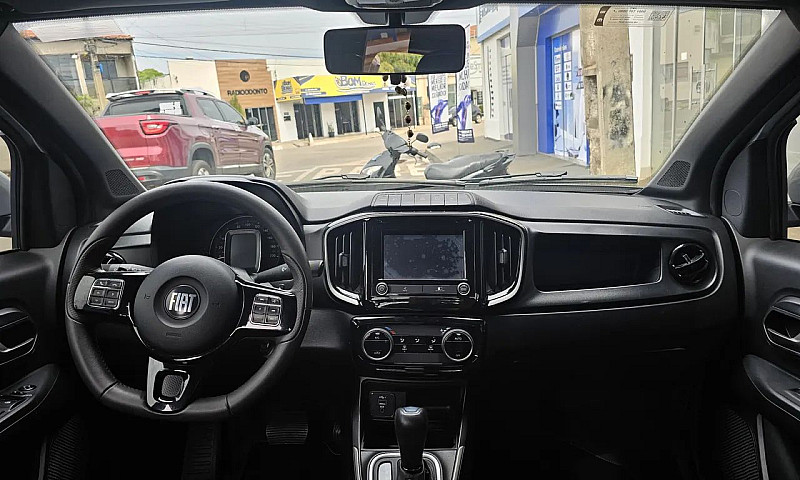 Fiat Strada Volcano ...