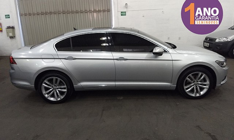 Volkswagen Passat Hi...