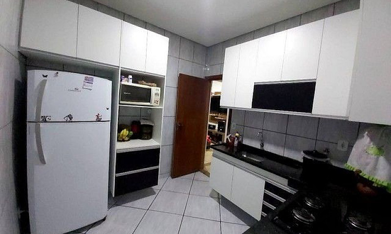 Vendo Linda Casa!(Ga...
