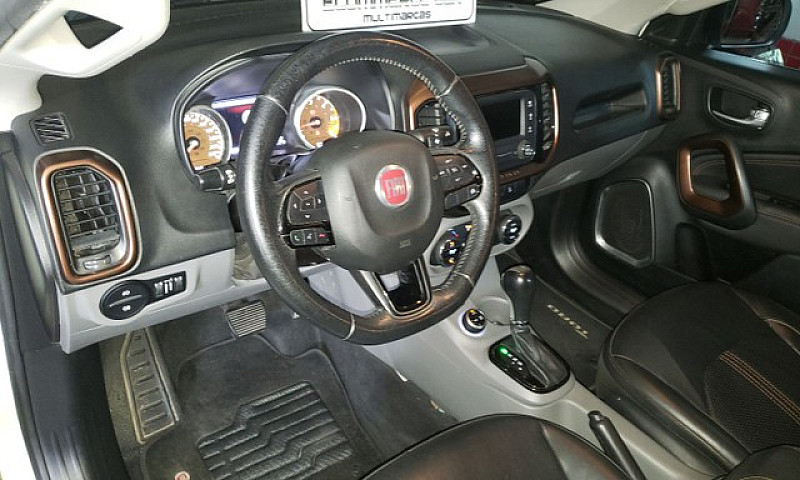 Fiat Toro Volcano 20...