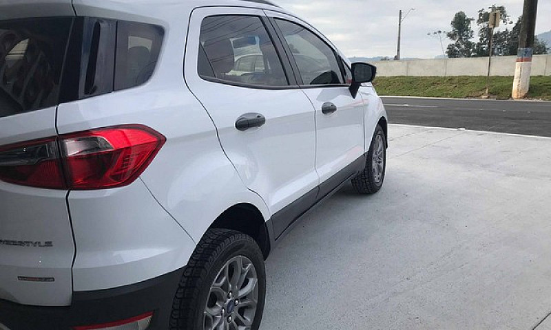 Ecosport 2015/2016 1...