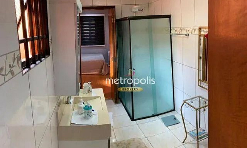 Casa Com 3 Dormitóri...