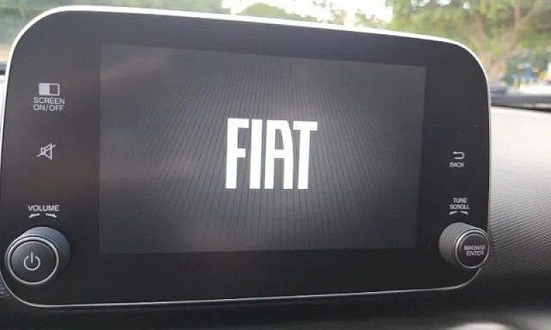 Fiat Argo Drive 2022...
