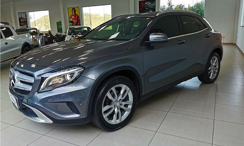 Mercedes-Benz Gla 20...