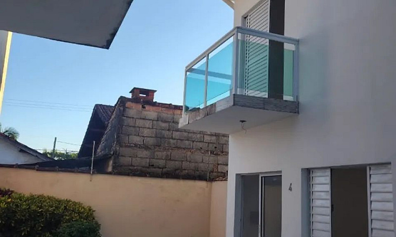 Sobrado Em Condomíni...