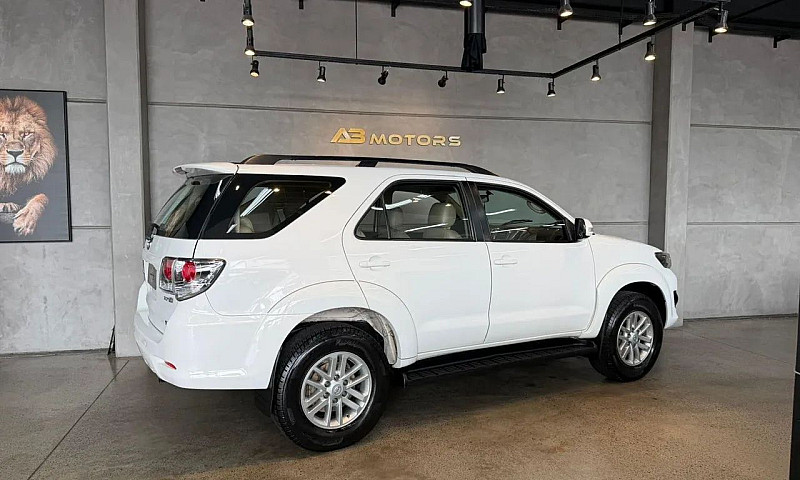 Toyota Hilux Sw4 2.7...