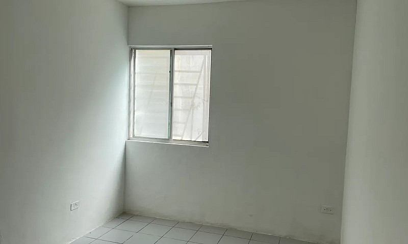 2 Quartos + 1 Revers...