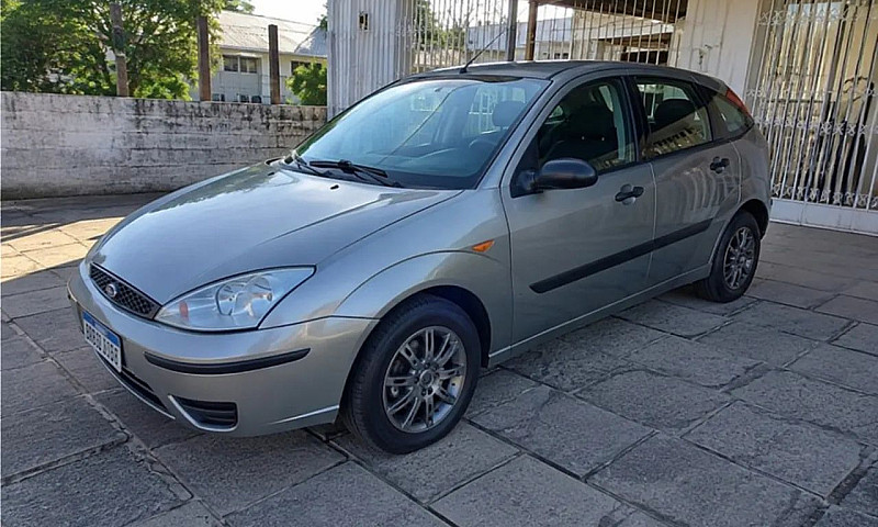 Ford Focus 1.6 S/Se/...