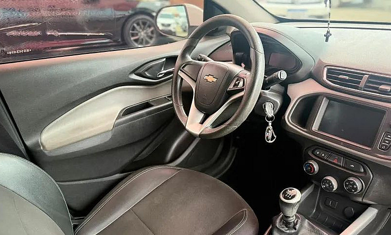 Chevrolet Onix Hatch...