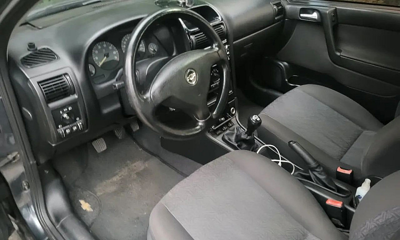Chevrolet Astra Adva...