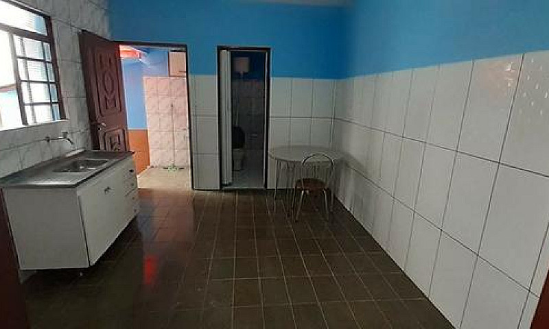 Casa 2 Cômodos E Boa...
