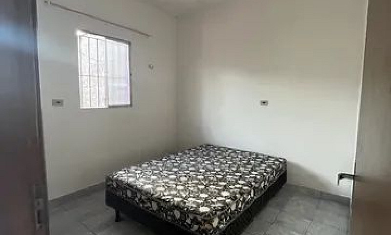 Aluga-Se Casa Na Pra...