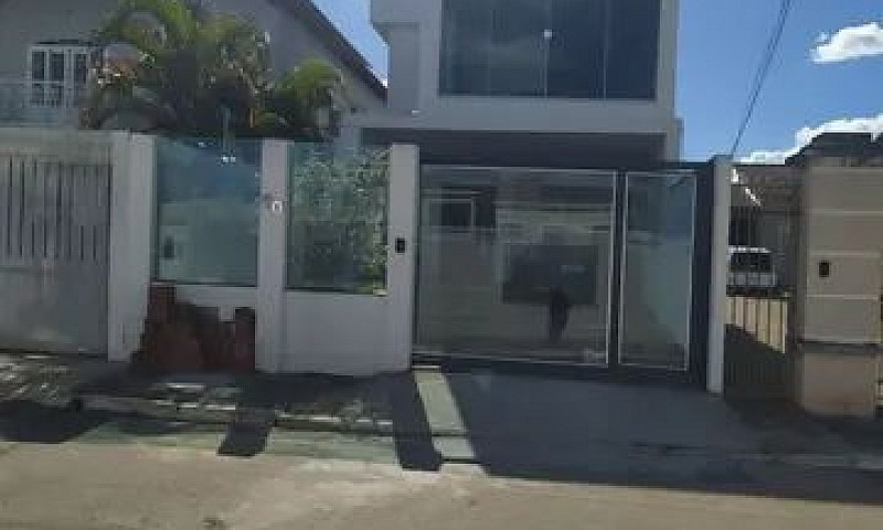 Casa Sobrado Rua 12 ...