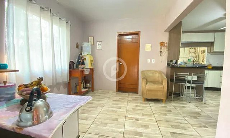 Casa À Venda No Bair...