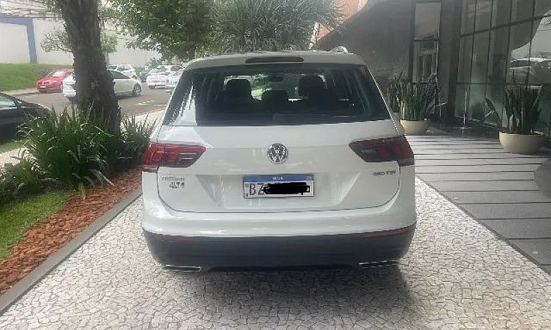 Tiguan 18/18 Cl 7 Lu...