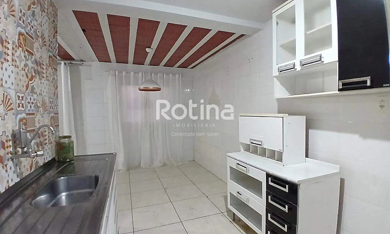 Casa Para Alugar, 3 ...