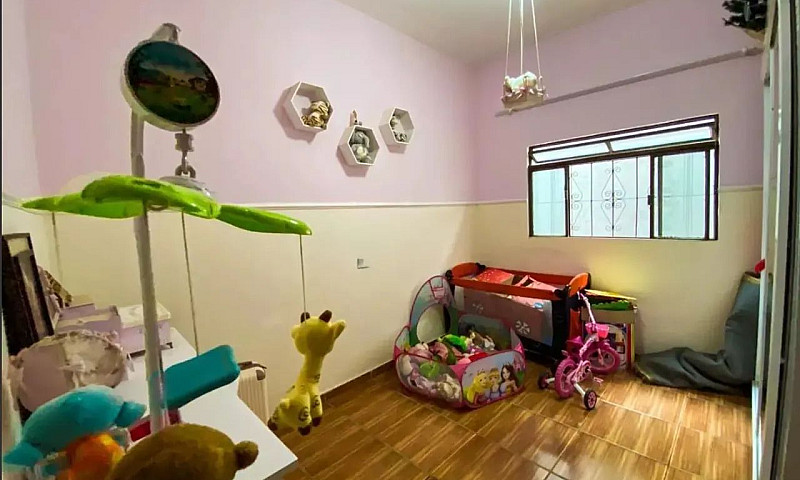 Casa A Venda No Bair...