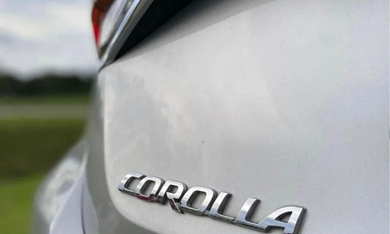 Toyota Corolla Xei 2...