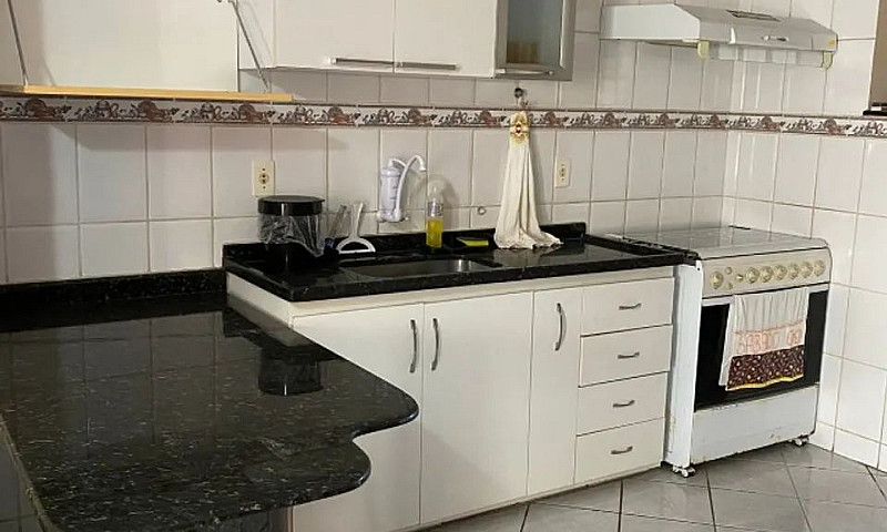 Apartamento De 1 Qua...