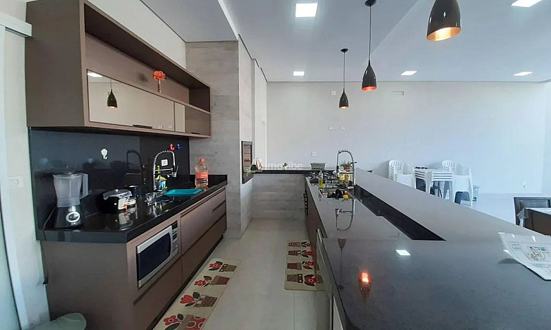 Casa Em Condomínio F...