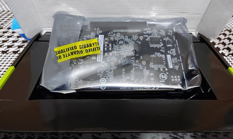 Placa De Vídeo Gefor...