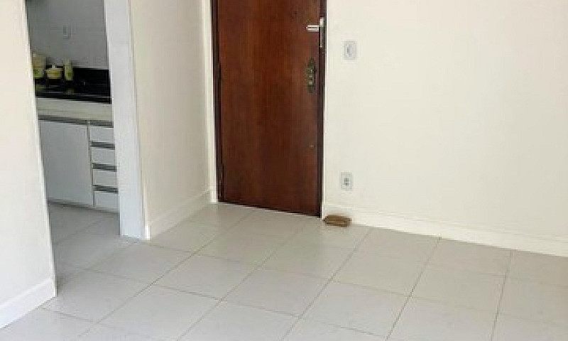 Apartamento 2/4, Nas...