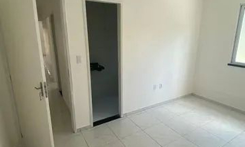 Excelentes Casas Com...