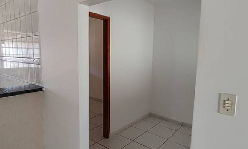 Casa 3 Quartos 60Mil...