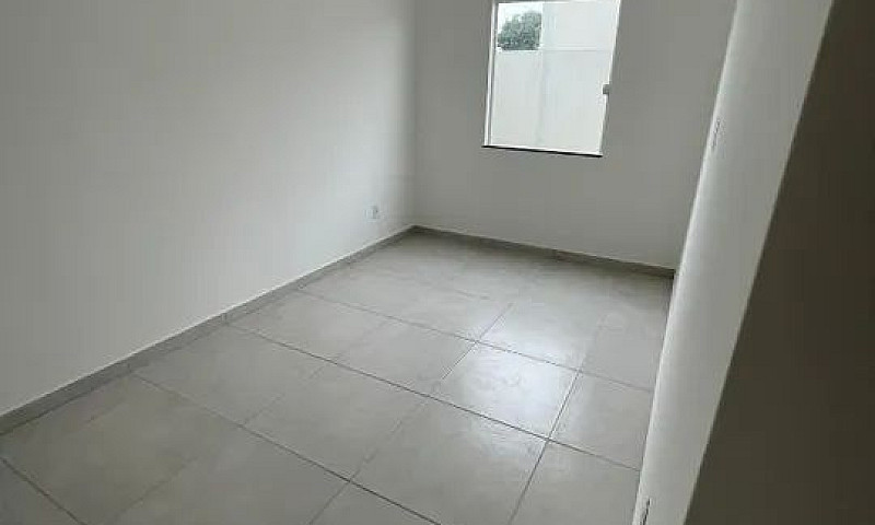 Casa De 2/4 No Bairr...