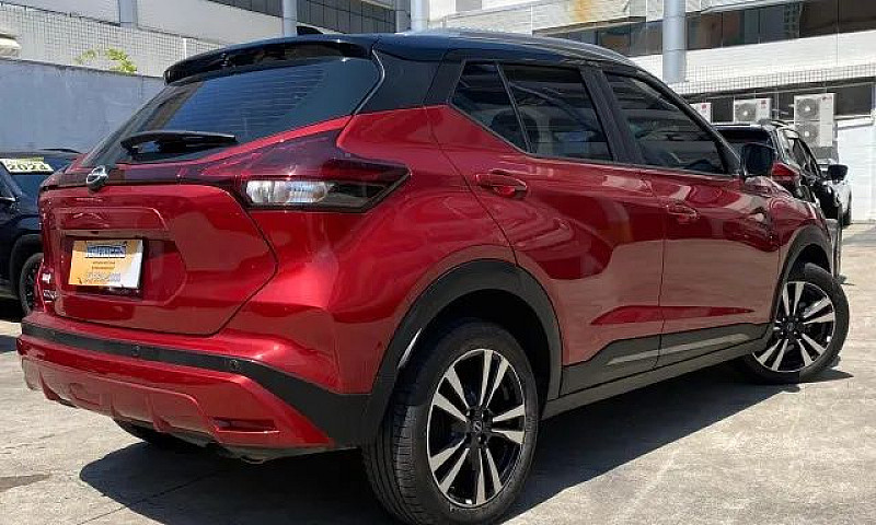 Nissan Kicks Exclusi...