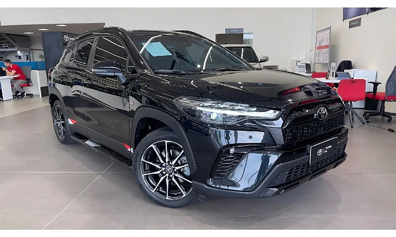 Toyota Corolla Cross...
