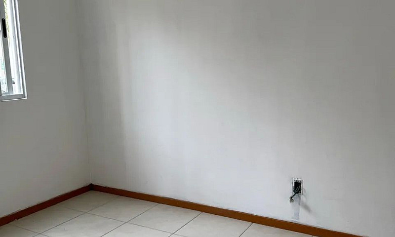 Aluga-Se Apartamento...