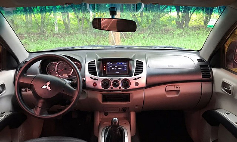 L200 Triton 2.4 Flex...